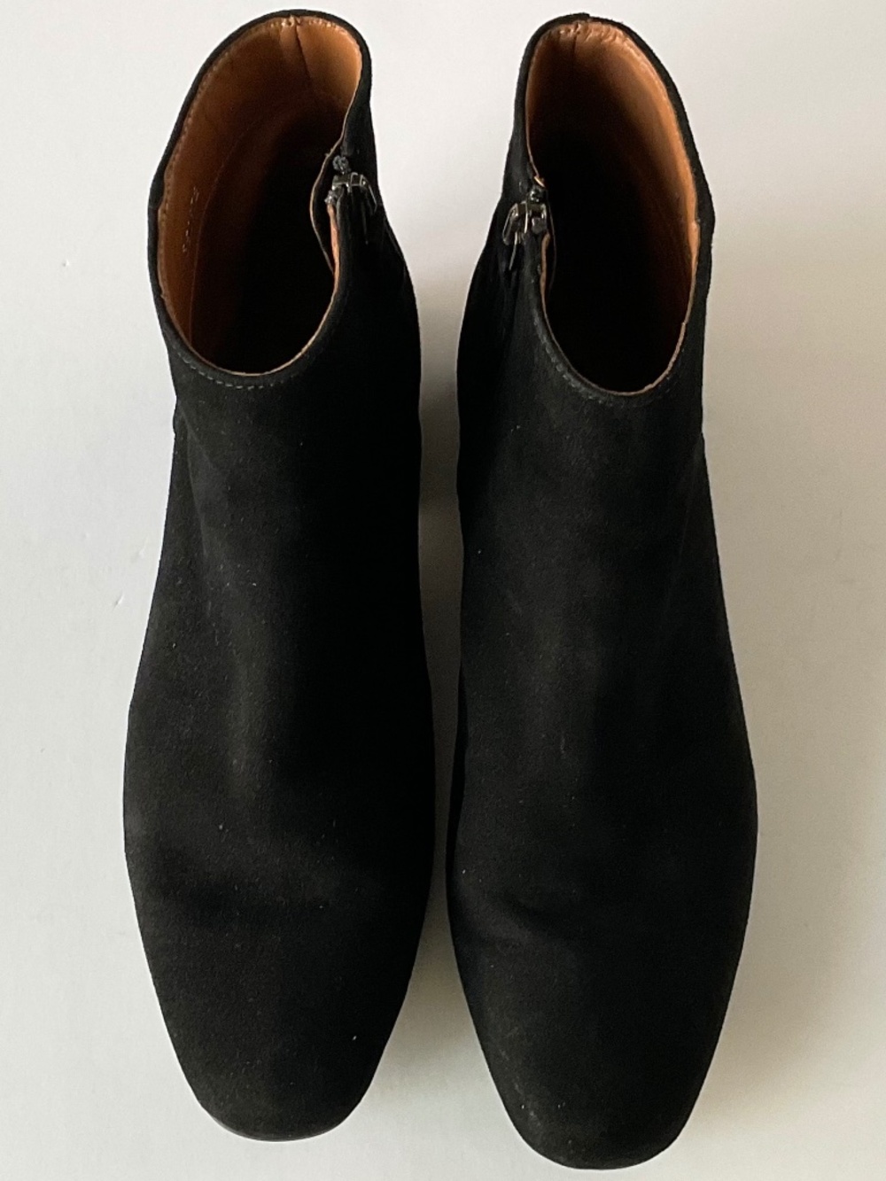 AQUATALIA Ulyssa Ankle Boot Black Suede Hidden Wedge Heel Size 8.5 - Picture 9 of 10